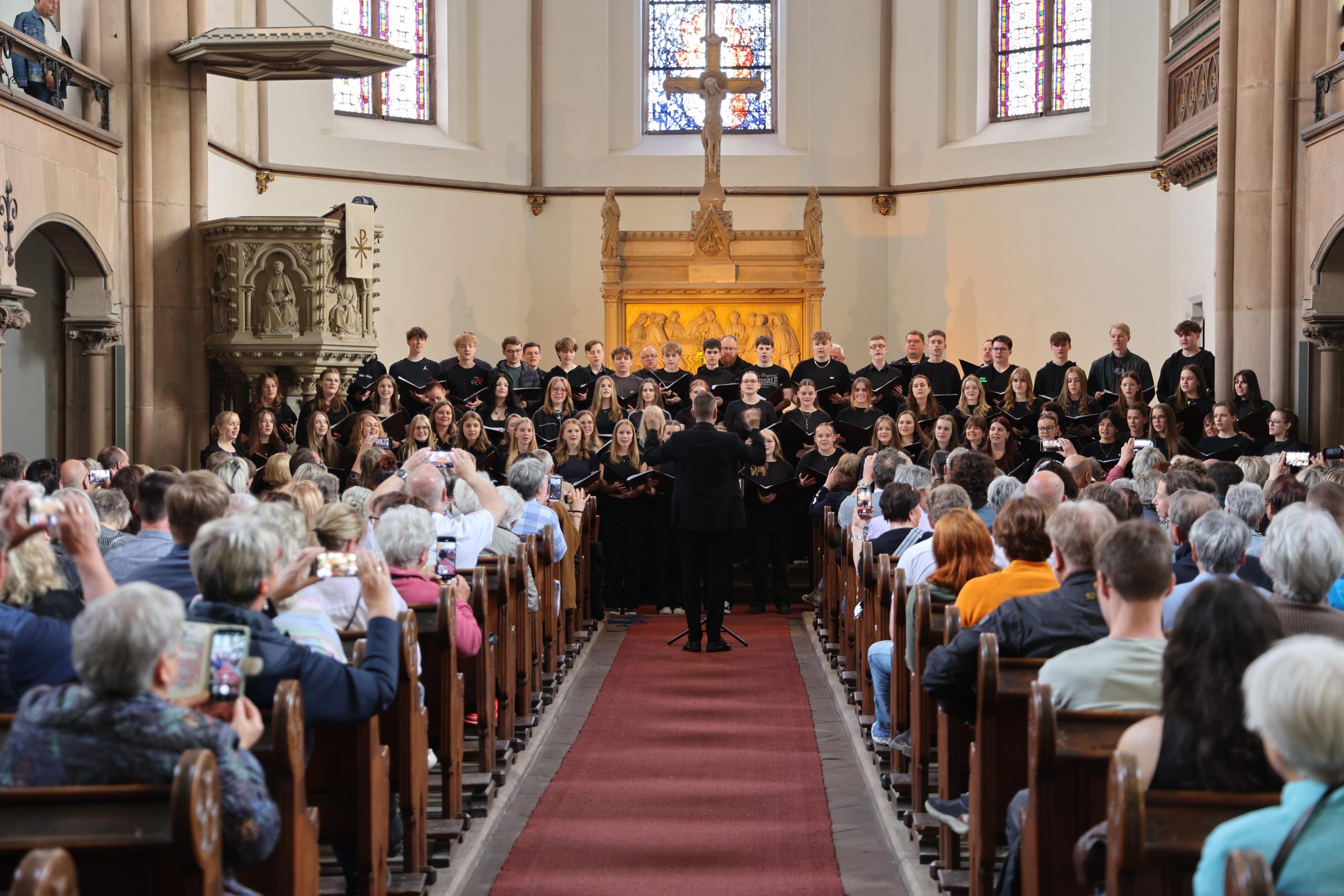Rock, Pop und Gänsehaut in Roßlas Kirche